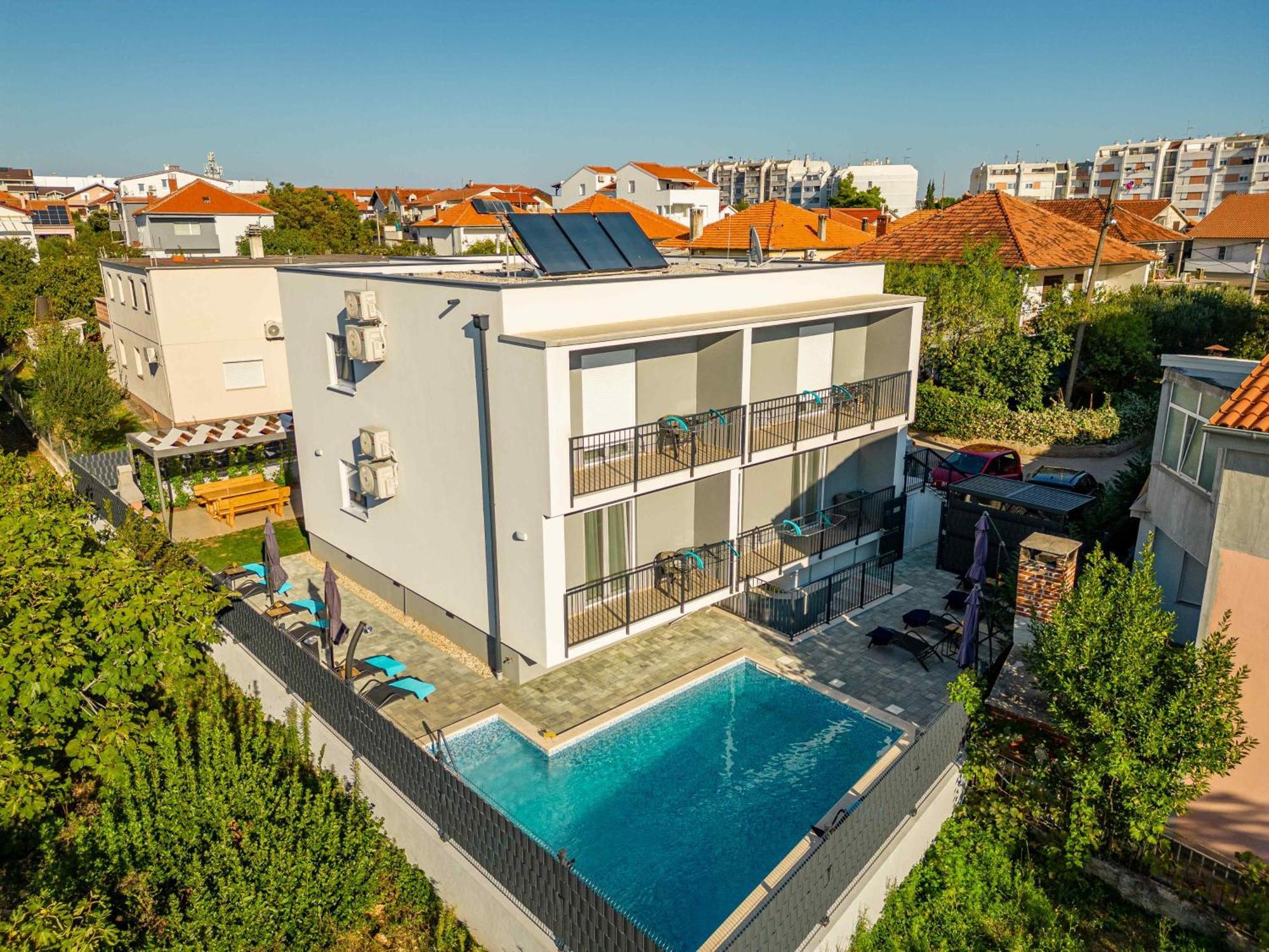 Apartmani Diva Задар Екстериор снимка